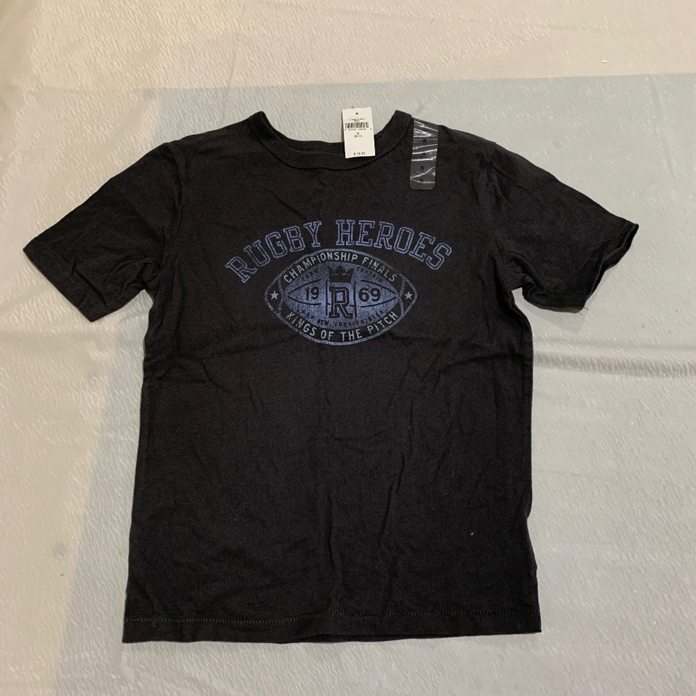 NWT Gap Boys Tee Size S (6-7) Color Black